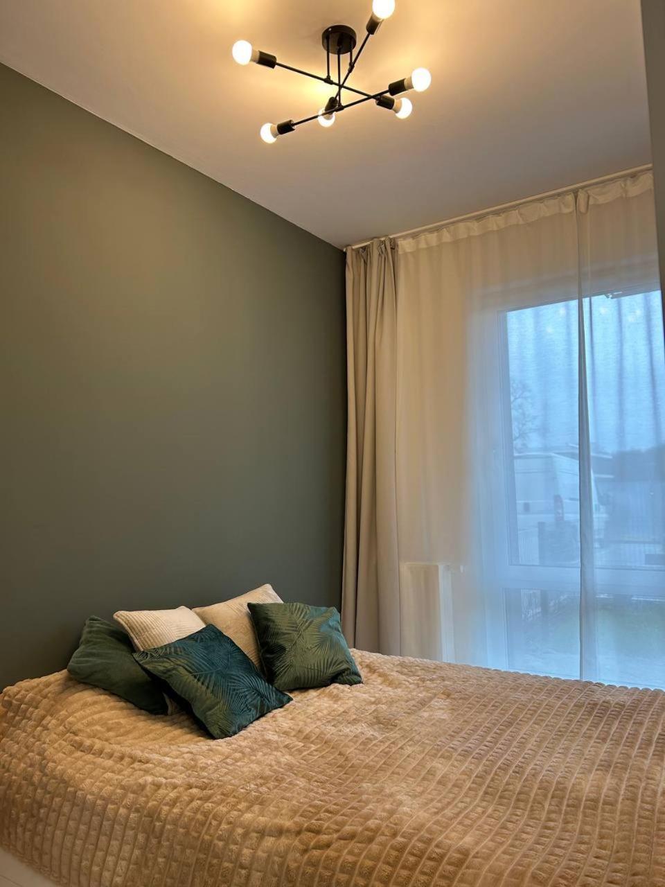Warsaw Airport Apartment エクステリア 写真